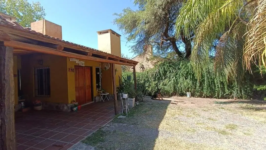 Casa dos dormitorios en Unquillo 8