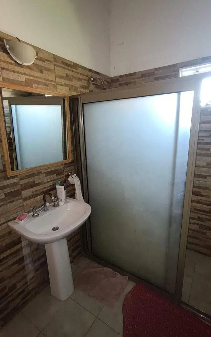 Casa dos dormitorios en Unquillo 5