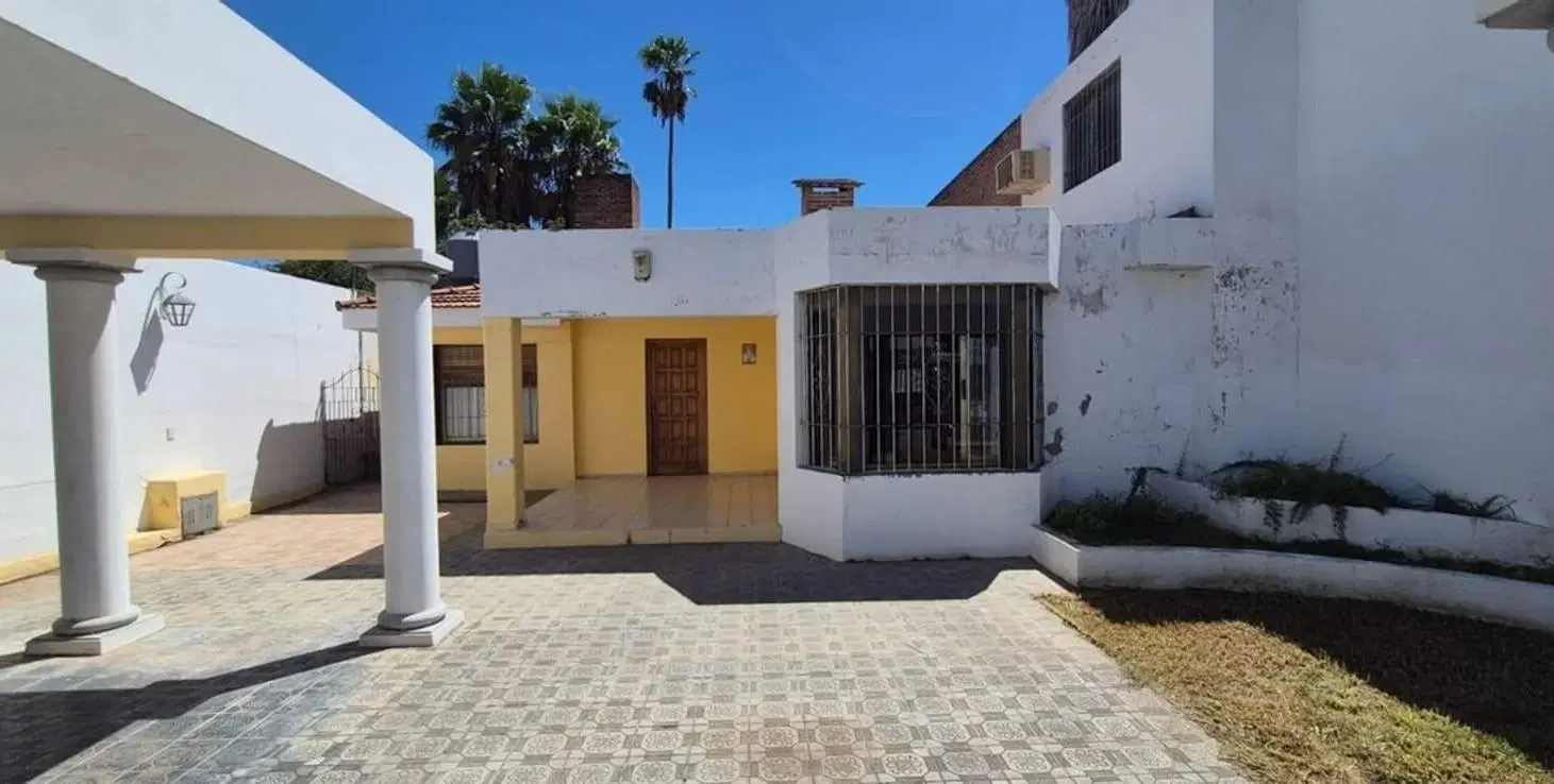 IMPORTANTE CASA CALERA CENTRO 2