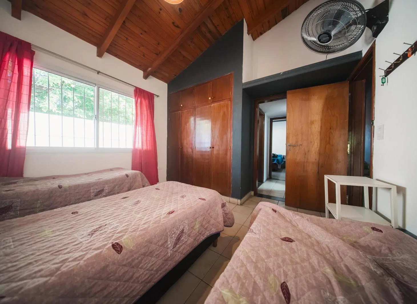 Casa amoblada en Villa del Lago, Alquiler anual 2