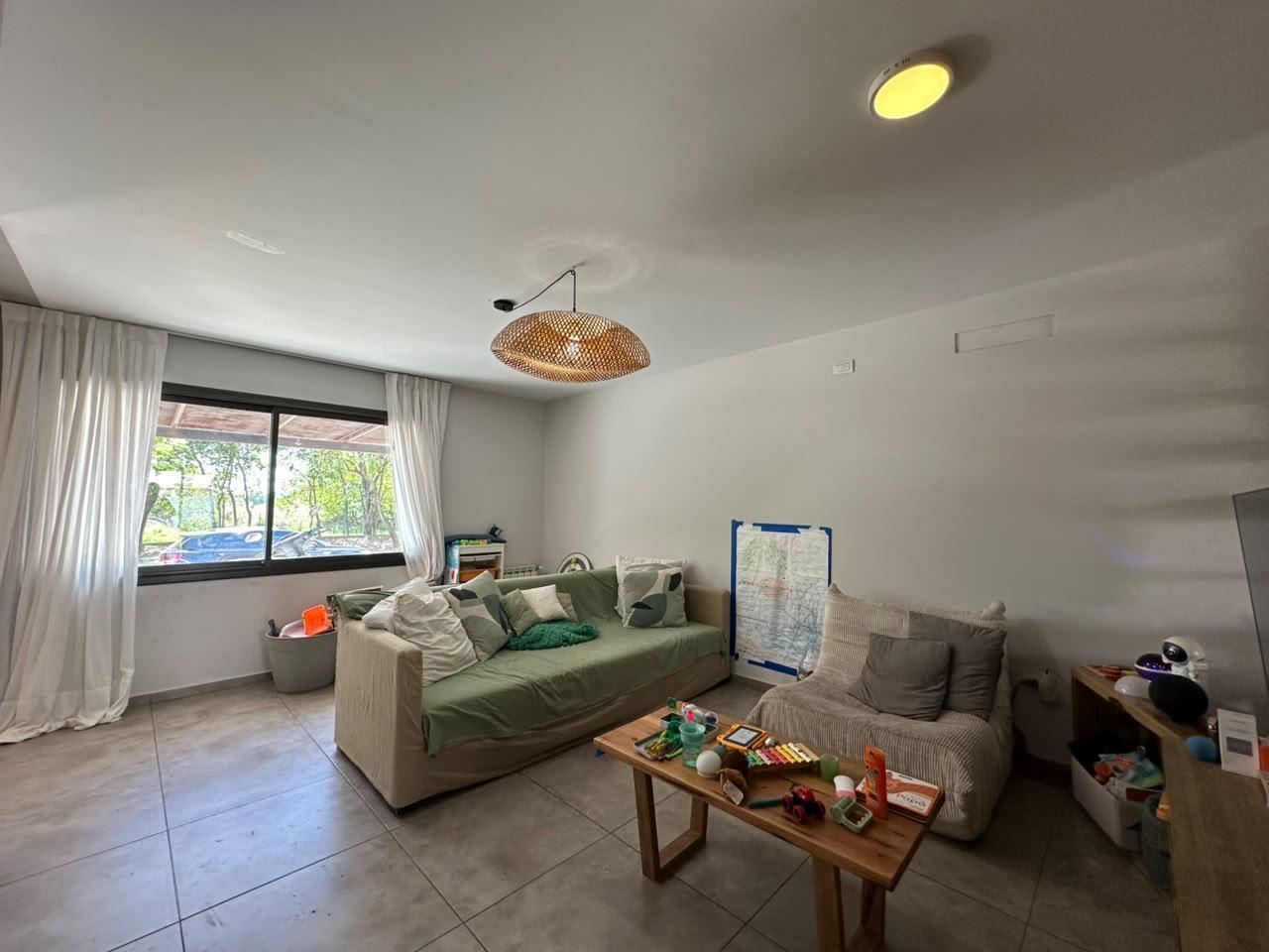 Foto de DUPLEX DE CATEGORIA 3 DORM | SUITE | GALERIA ASADOR | CHACRA DEL NORTE, imagen 4