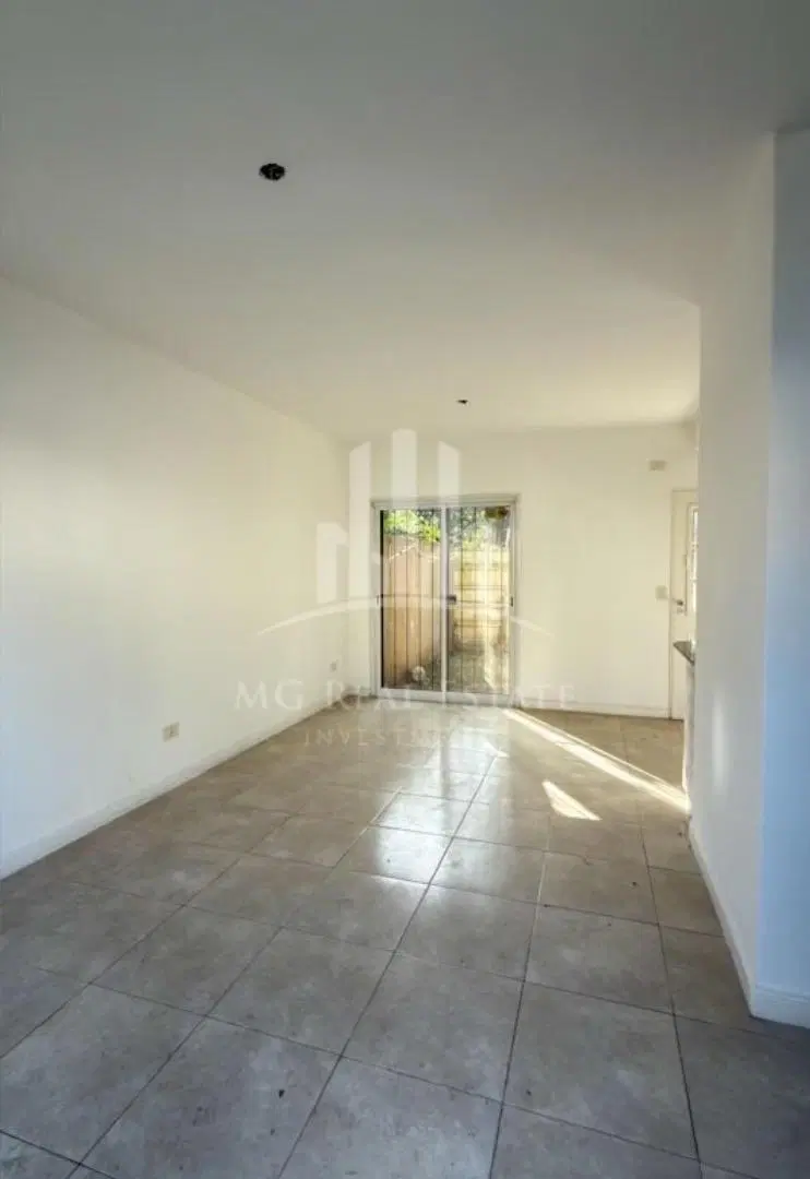 DEPARTAMENTO EN DÚPLEX DE 3 AMBIENTES KM50 5