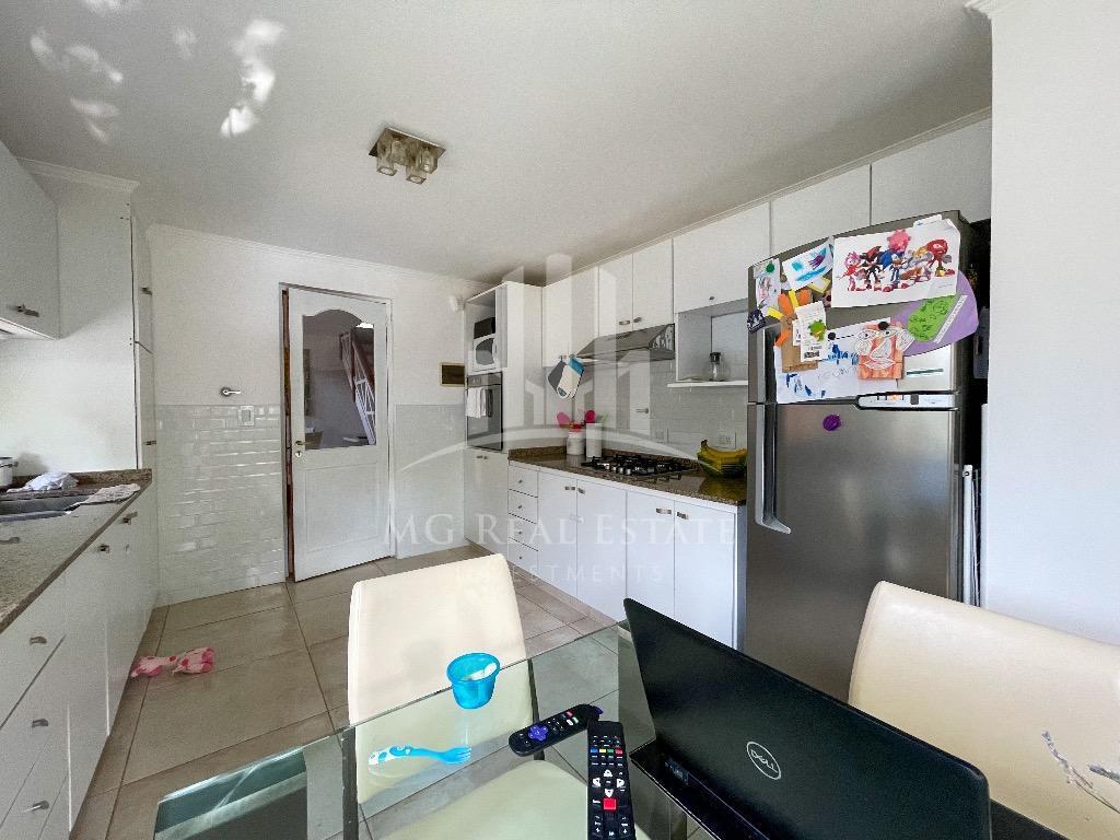 Foto de # CASA DE 5 AMBIENTES SOBRE LOTE CENTRAL EN BARRIO LOS SAUCES, imagen 1