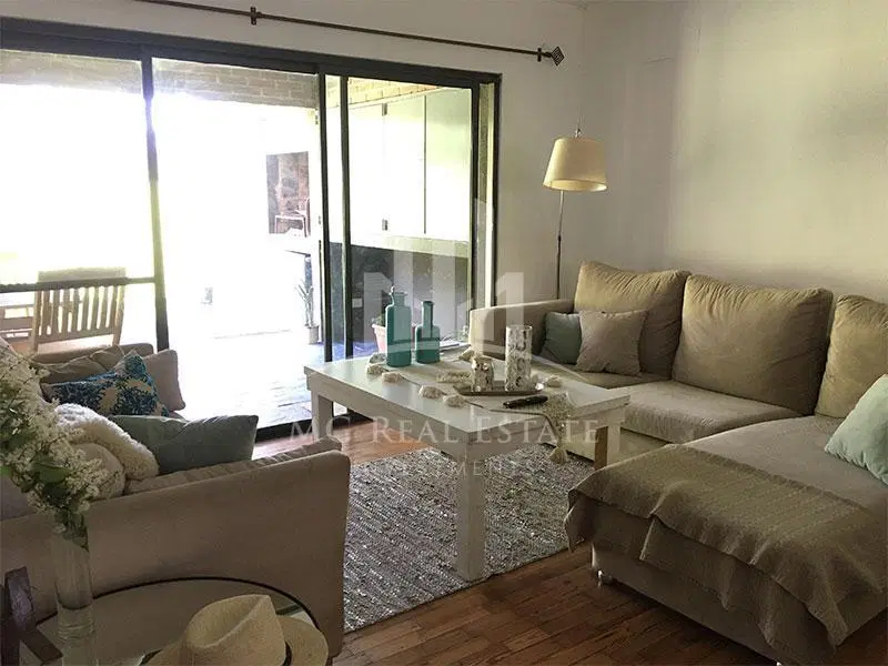 MUY BUEN DEPARTAMENTO DE 2 AMBIENTES CON JARDÍN EN CONDOMINIO APART'S DEL PINAZO 2