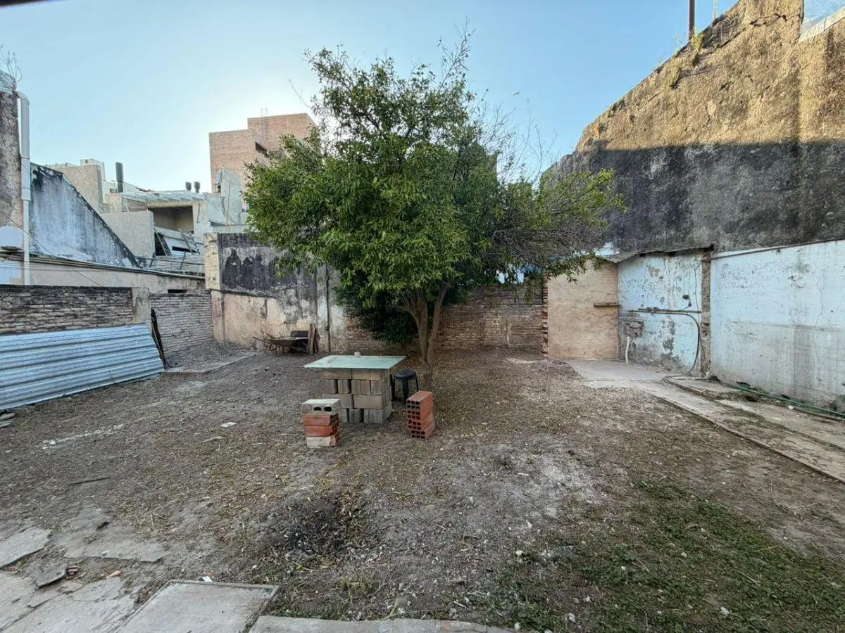 Ov. Lagos 55 - Oportunidad de inversión en Rosario – Terreno de 185 m² con amplio frente 8