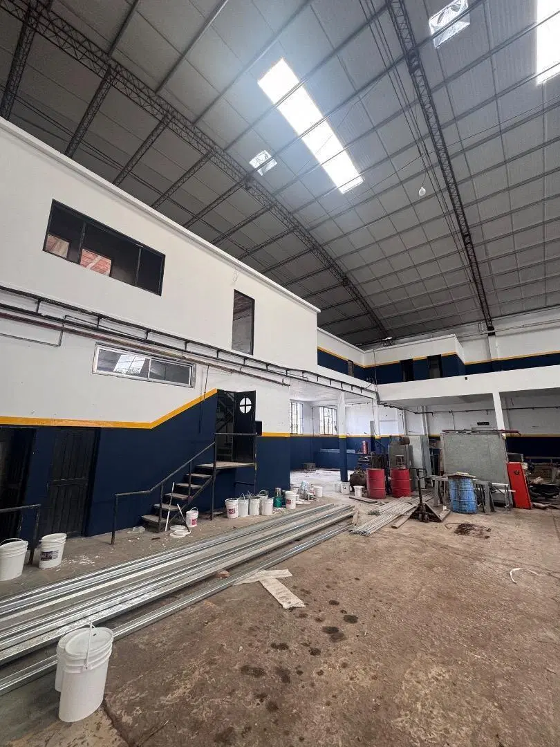 Nave INDUSTRIAL 2.500MTS Ac. Oeste y Camino de cintura 3
