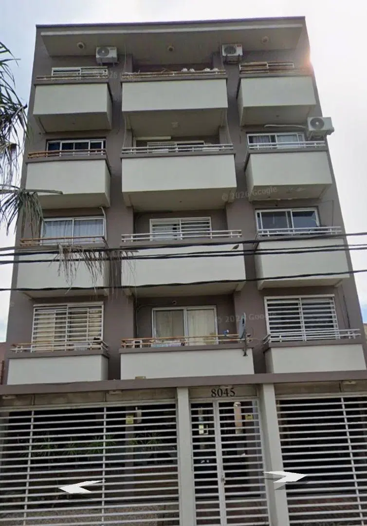Monoambiente luminoso cochera opción AMOBLADO $700.000 2