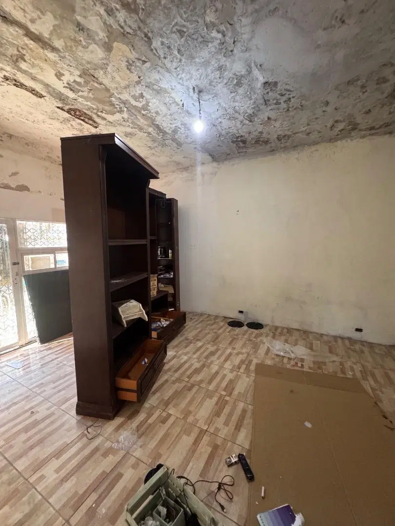 Casa a refaccionar en Santos Lugares 222m 3