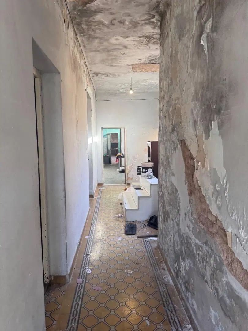 Casa a refaccionar en Santos Lugares 222m 5