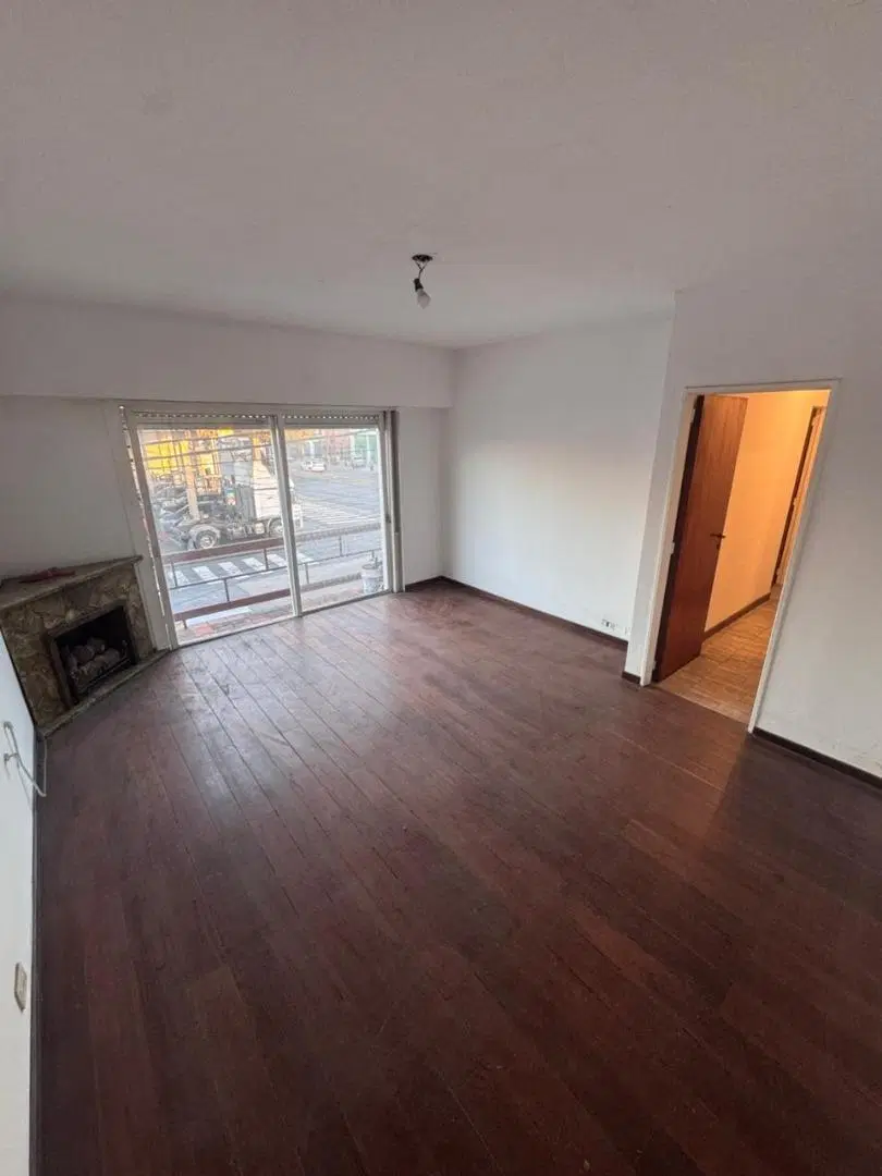 DEPARTAMENTO 3 AMB CON BALCON 3