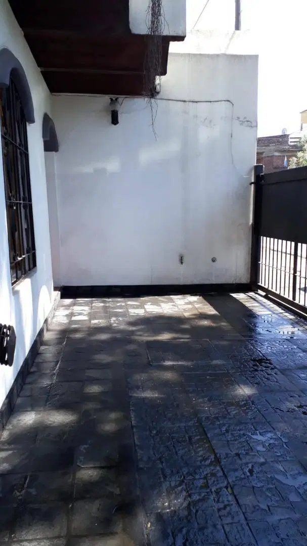 3 Casas sobre Lote propio de 329m2 - LIQUIDO X VIAJE 1