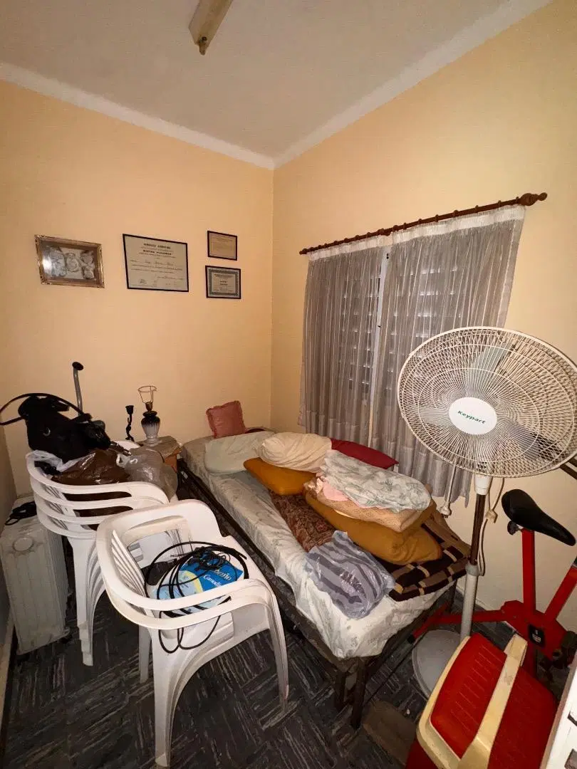 Casa en Venta – 4 Ambientes con Amplios Espacios y Terraza 4