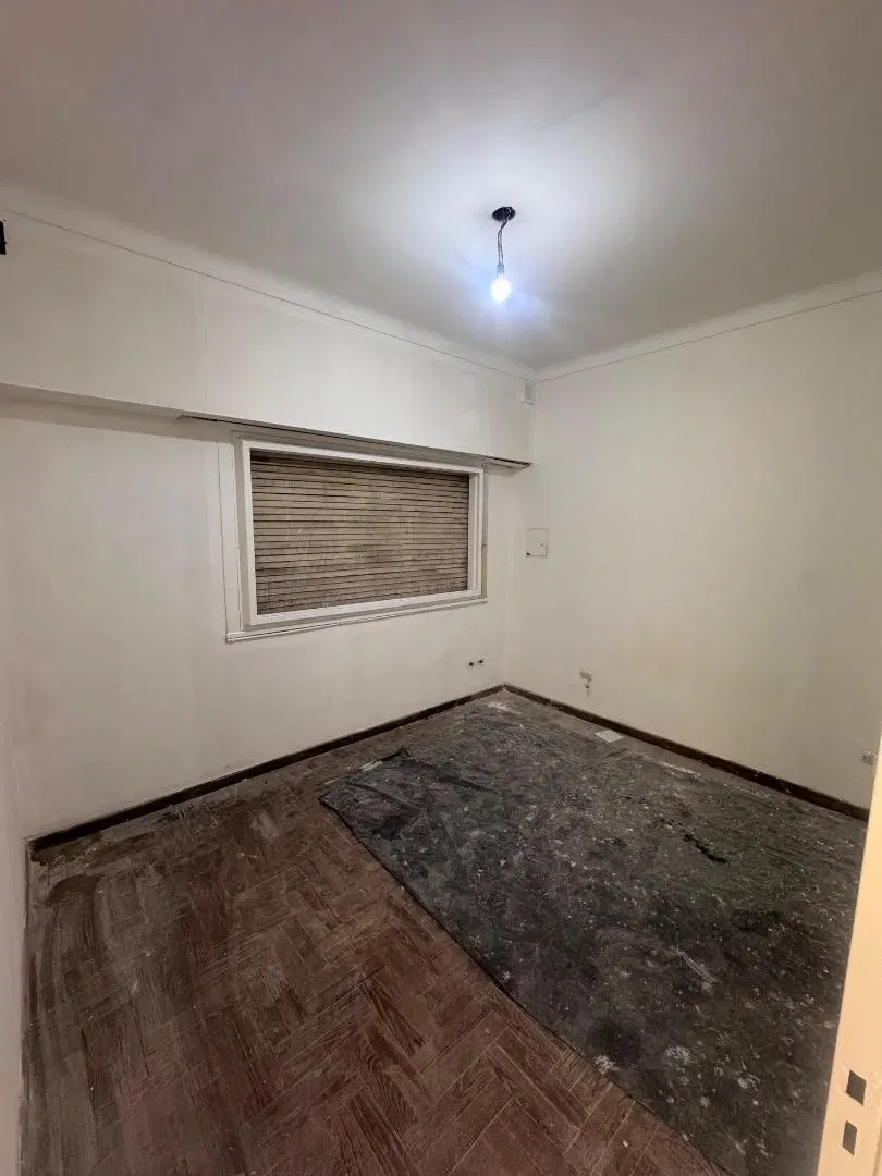 Casa en Alquiler en Ituzaingó – Amplios Espacios y Cochera 2
