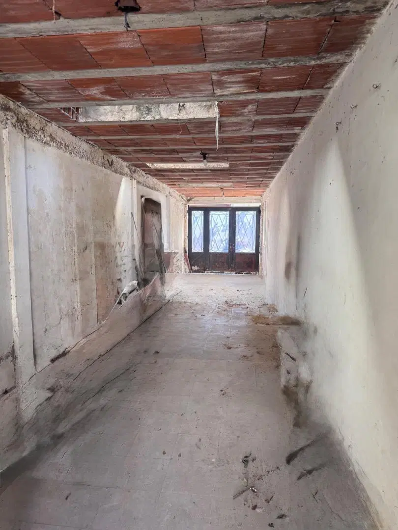 Casa en Alquiler en Ituzaingó – Amplios Espacios y Cochera 5