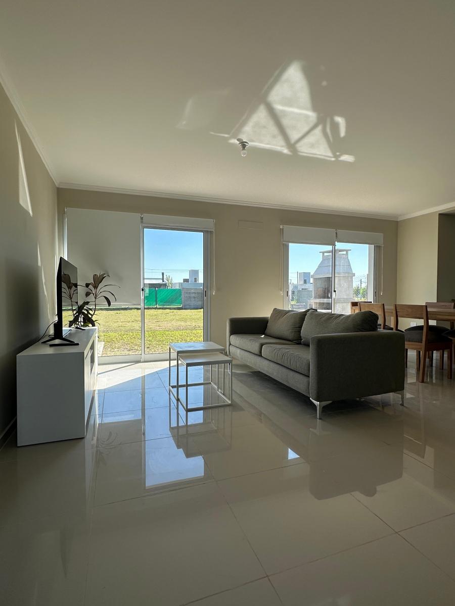 Vendo Casa de 2 Dorm en Reserva Tajamar 3