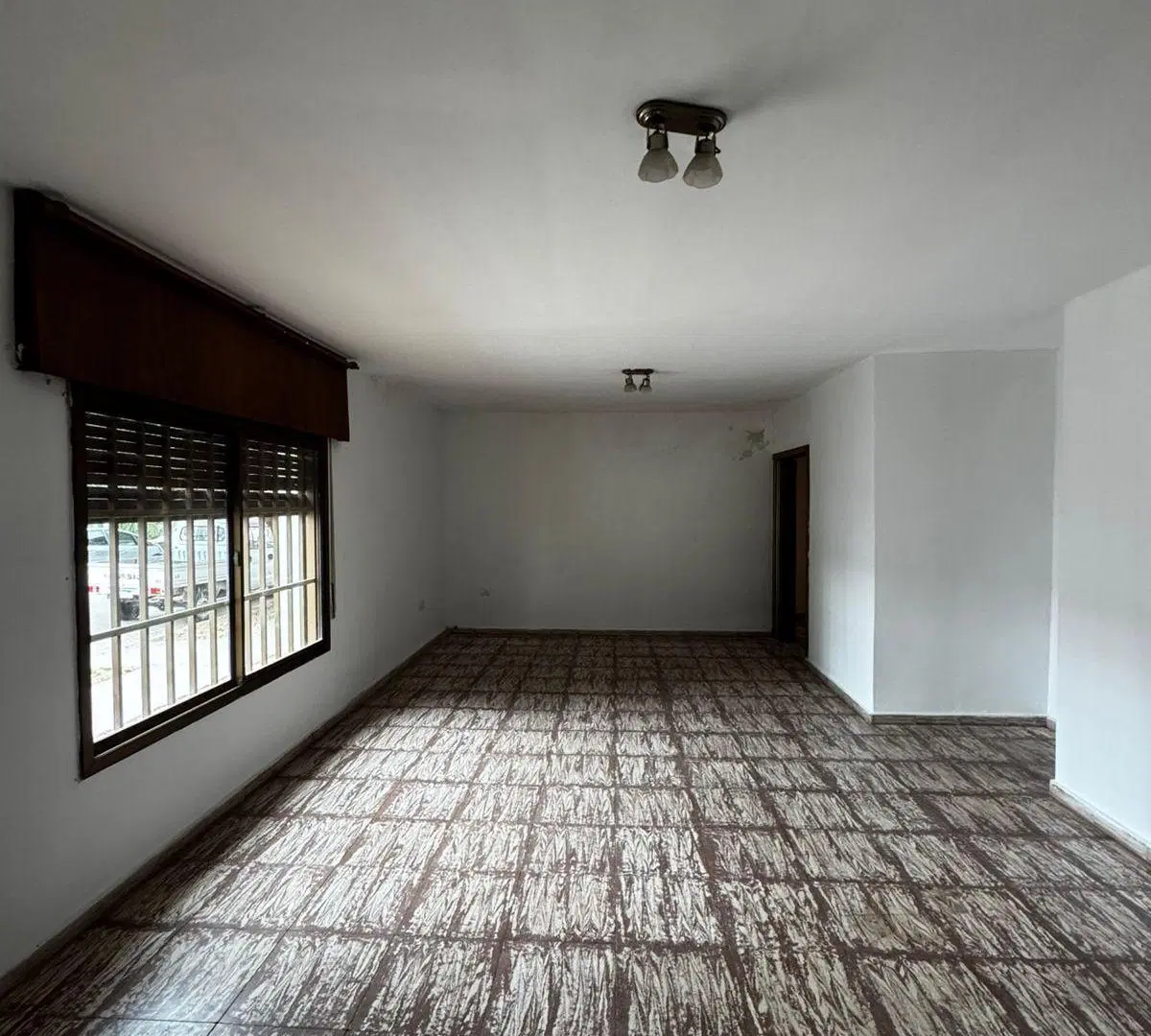 VENDO CASA DE 3 DORM EN BARRIO MARQUEZ DE SOBREMONTE APTA CREDITO 5