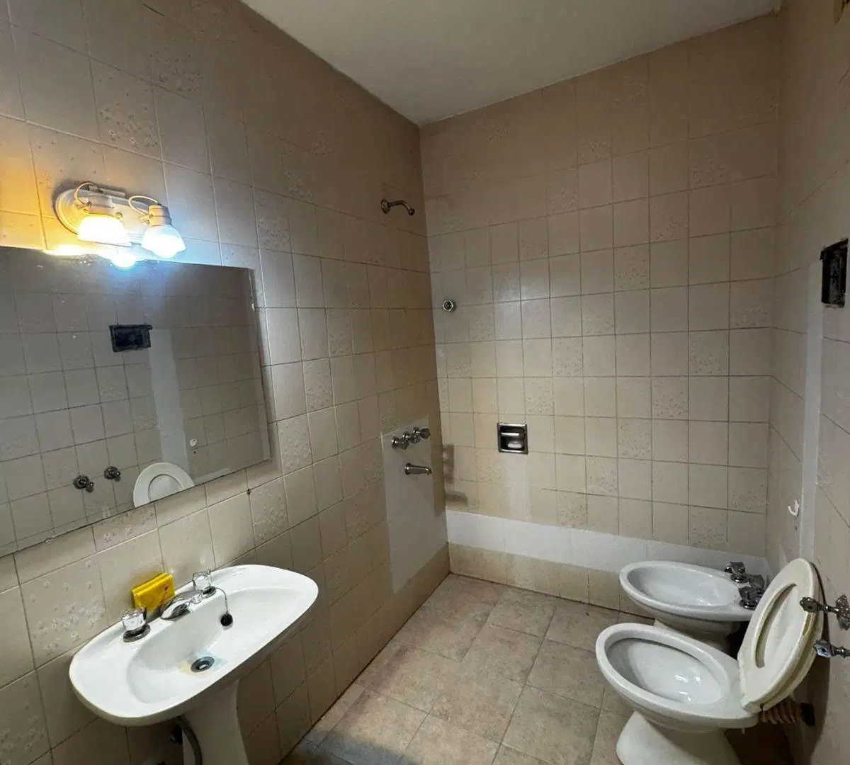 VENDO CASA DE 3 DORM EN BARRIO MARQUEZ DE SOBREMONTE APTA CREDITO 3