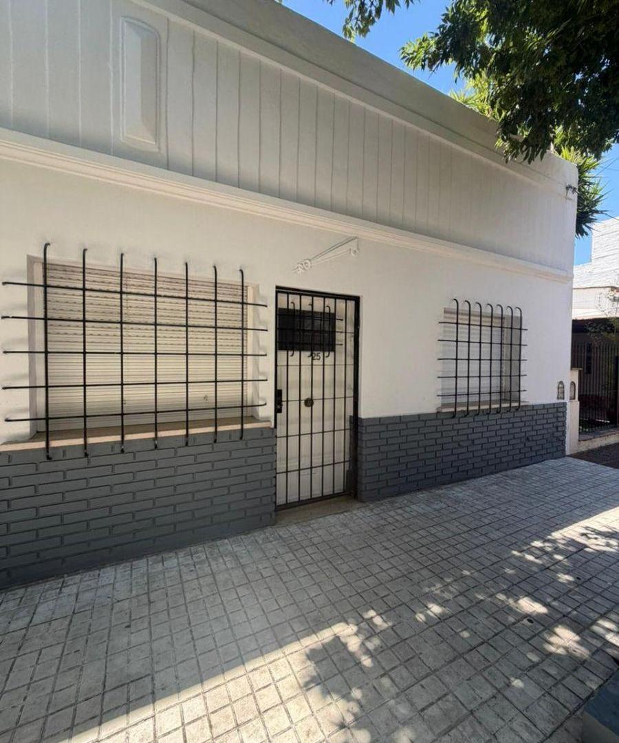 VENDO PH DE 2 DORM EN BARRIO ALBERDI