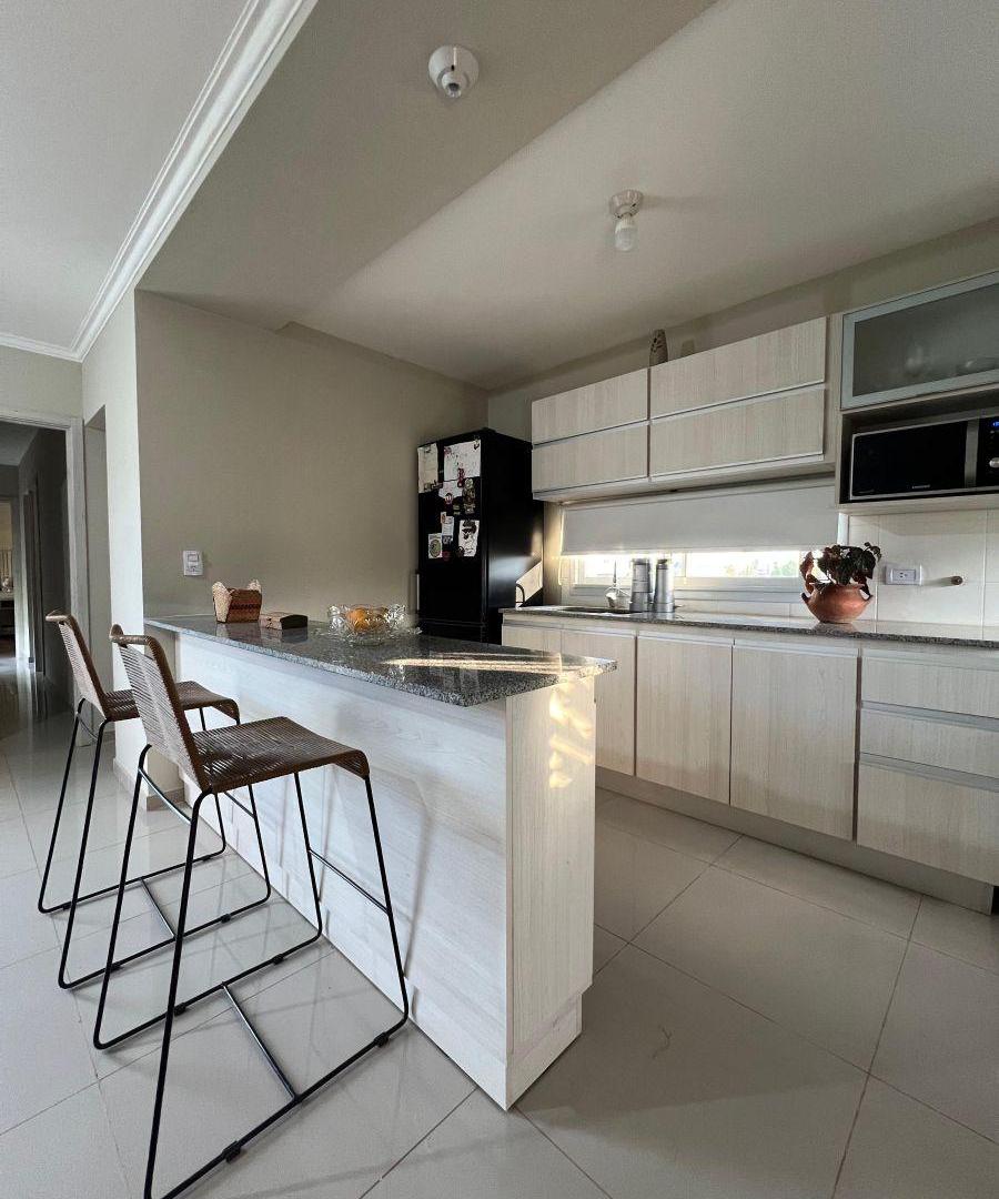 Foto de VENDO CASA ESQUINA DE 2 DORM CON PILETA Y QUINCHO EN RESERVA TAJAMAR 2, imagen 5