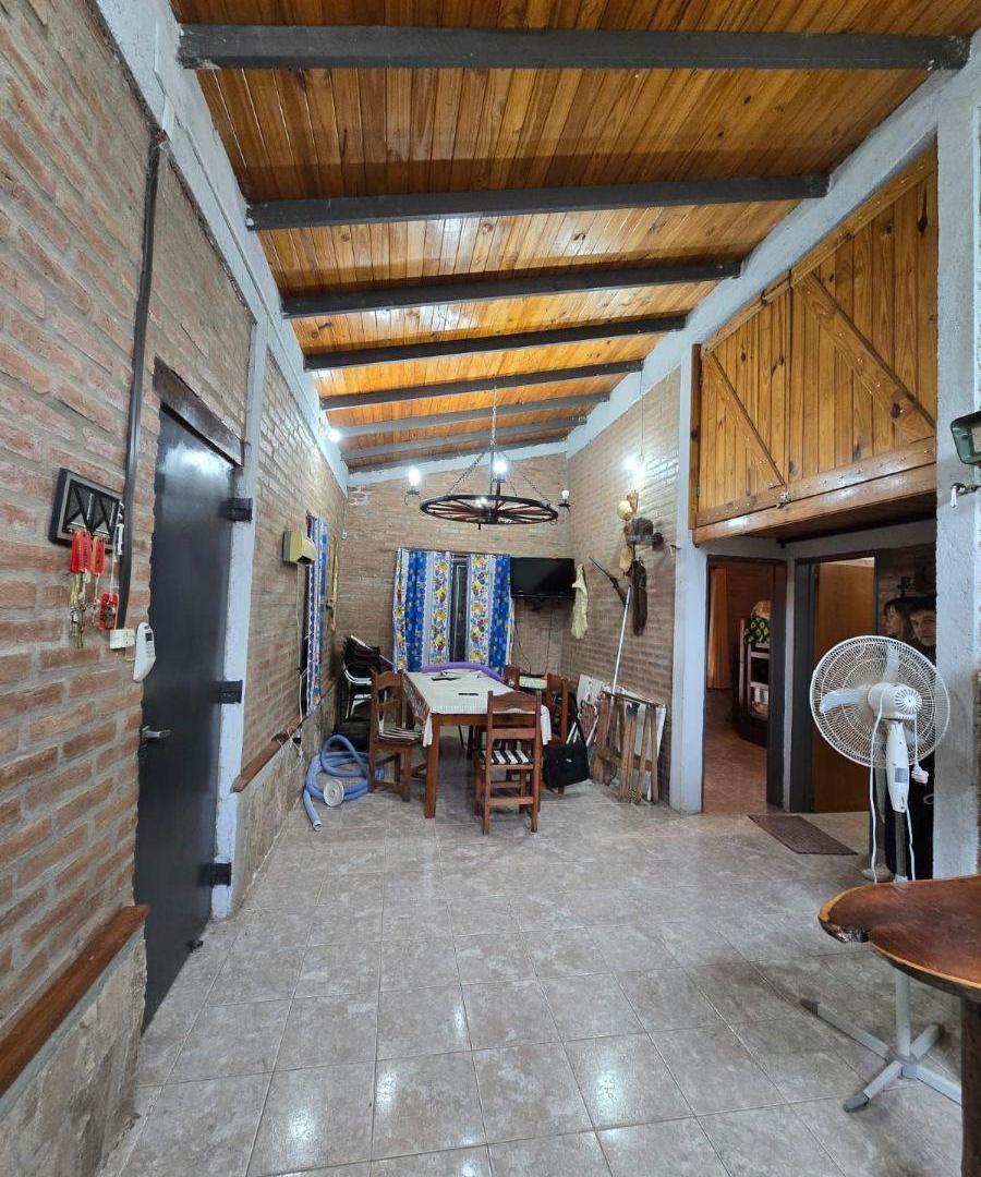 Foto de VENDO CASA CON PILETA EN PIEDRAS NEGRAS TALA HUASI, imagen 4
