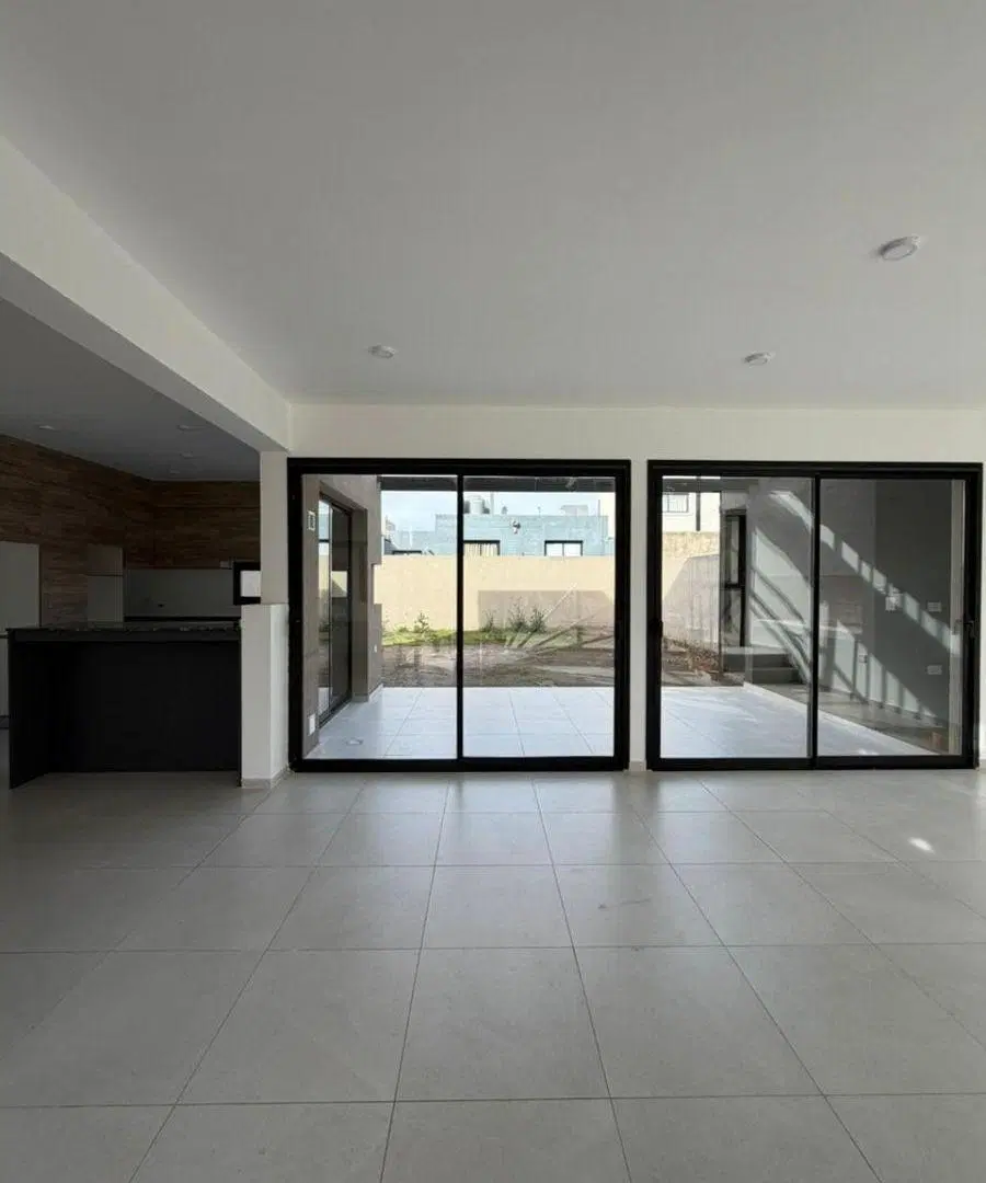 VENDO CASA PREMIUM DE 3 DORM A ESTRENAR EN DOCTA 3