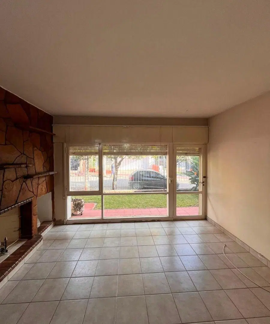 VENDO CASA DE 3 DORM EN BARRIO MAIPU OPORTUNIDAD 3