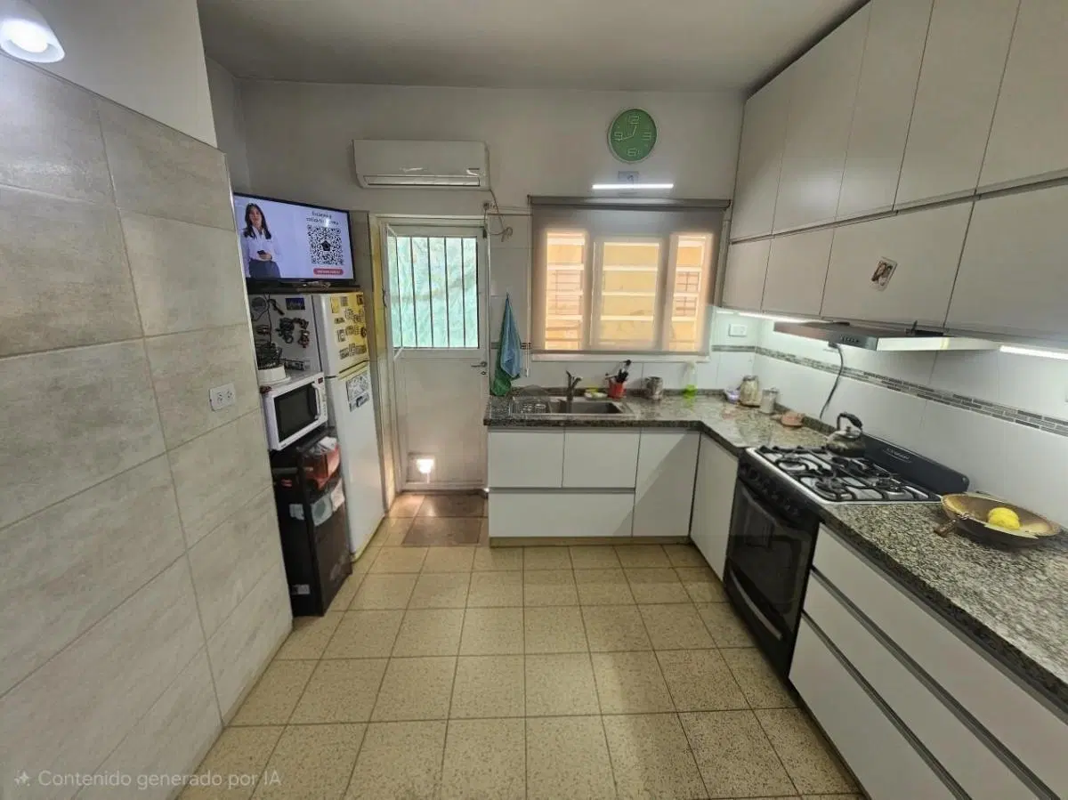 VENDO CASA DE 3 DORM EN QUEBRADA DE LAS ROSAS APTA CREDITO 4