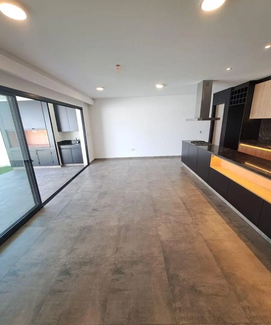 VENDO DUPLEX DE 4 DORM EN GREENVILLE 2 CATEGORIA 5