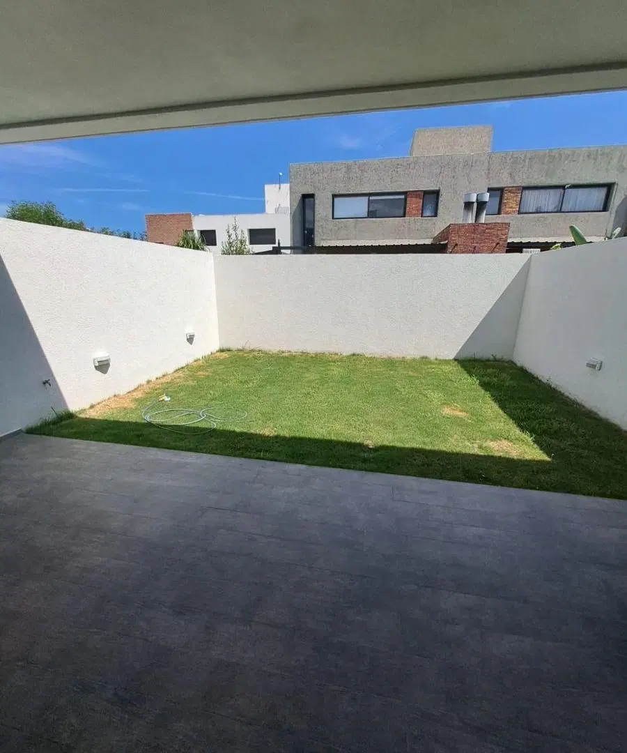 VENDO DUPLEX DE 4 DORM EN GREENVILLE 2 CATEGORIA 2