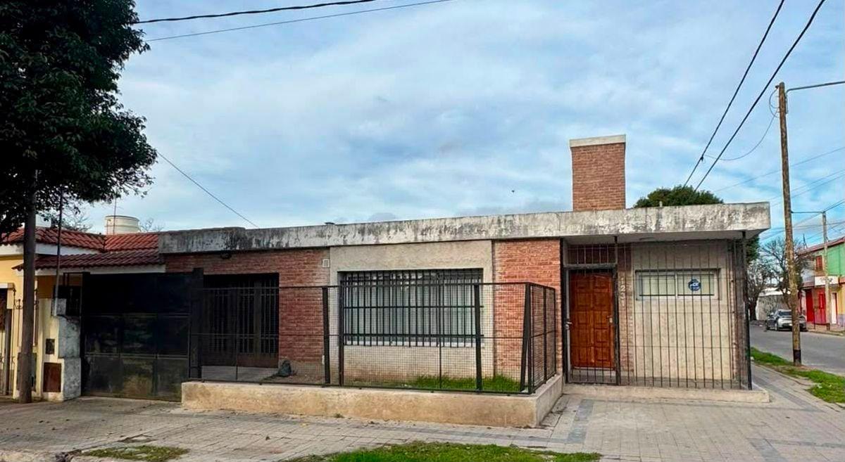 Foto de VENDO CASA DE 3 DORM EN BARRIO LOS PLATANOS RENOVADA A NUEVA, imagen 1