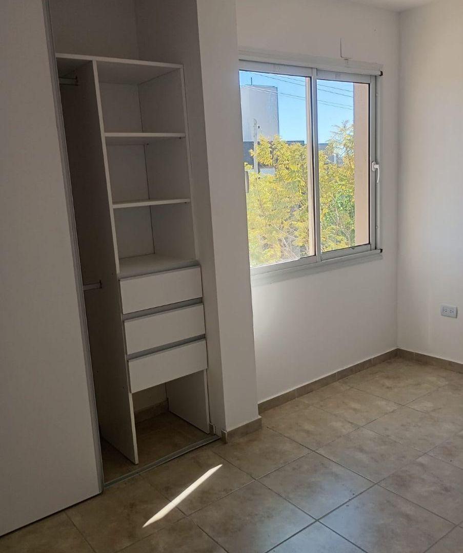 Foto de VENDO DUPLEX DE 2 DORM EN VALLE CERCANO, imagen 4