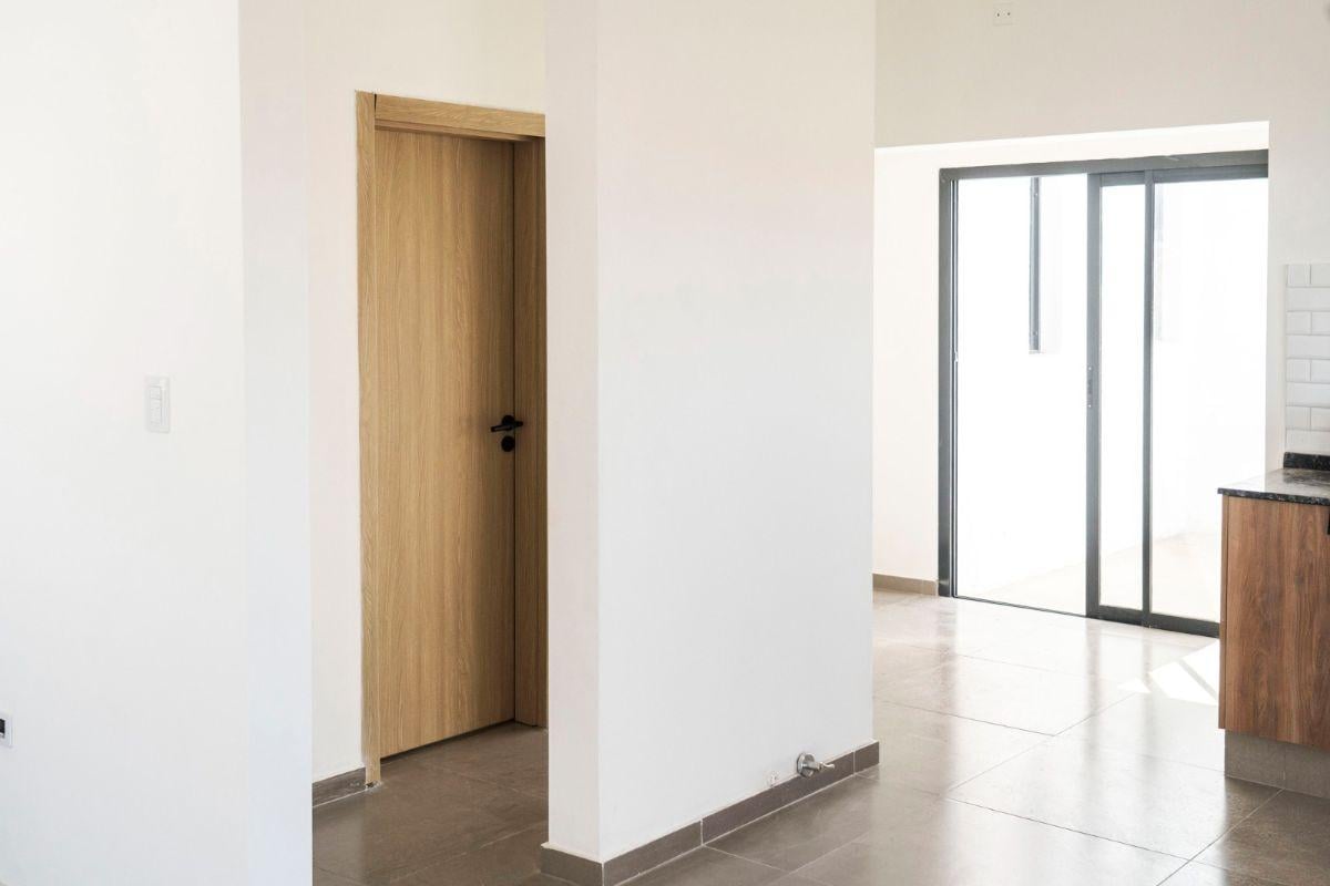 Foto de VENDO CASA A ESTRENAR DE 2 DORM EN VILLA JUANA APTA CREDITO, imagen 2