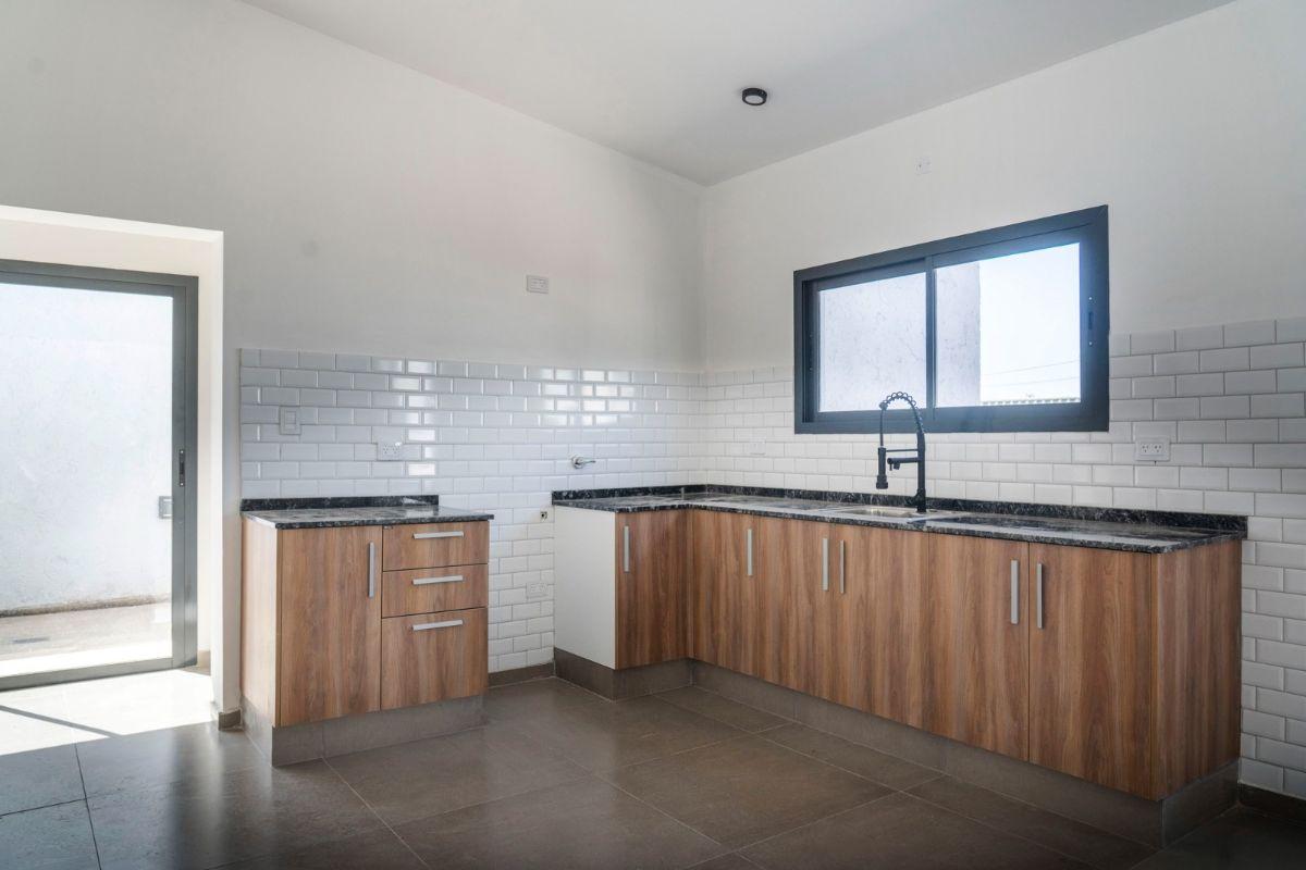 Foto de VENDO CASA A ESTRENAR DE 2 DORM EN VILLA JUANA APTA CREDITO, imagen 3