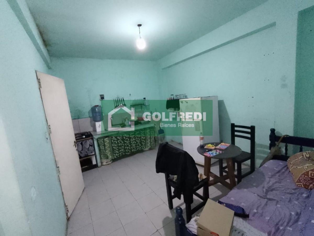 Foto de VIVIENDA MULTIFAMILIAR + LOCALES., imagen 3