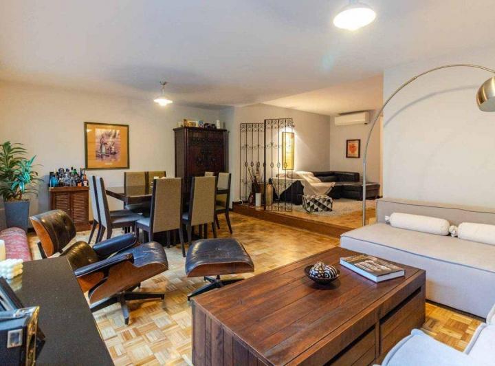 VENTA APARTAMENTO 3 DORMITORIOS Y SERVICIO POCITOS 5