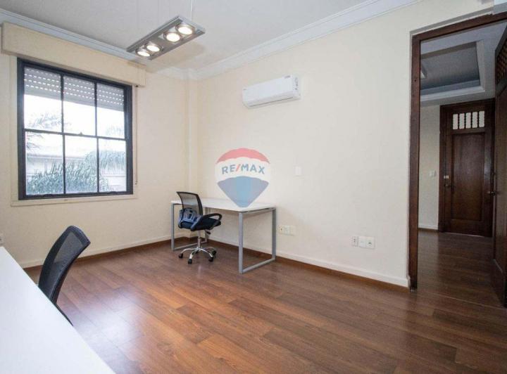 ALQUILER OFICINAS INDIVIDUALES CIUDAD VIEJA 5