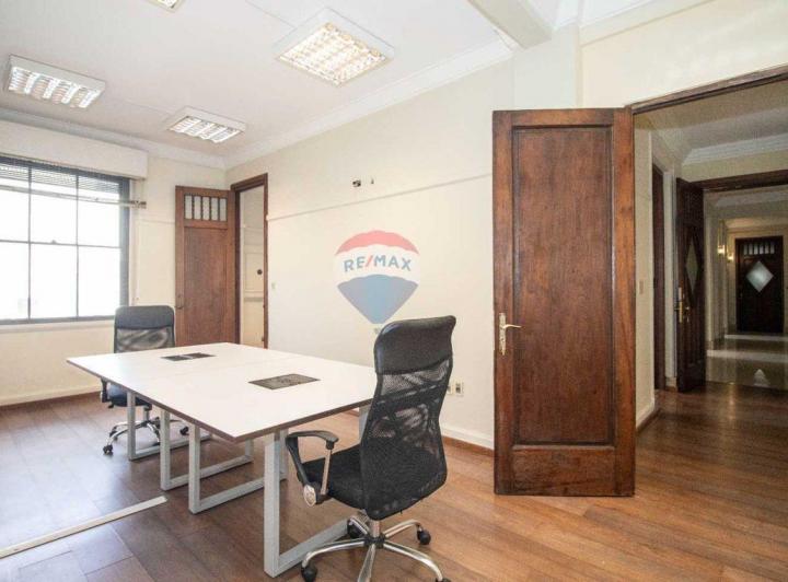 ALQUILER OFICINAS CIUDAD VIEJA PISO COMPLETO 5