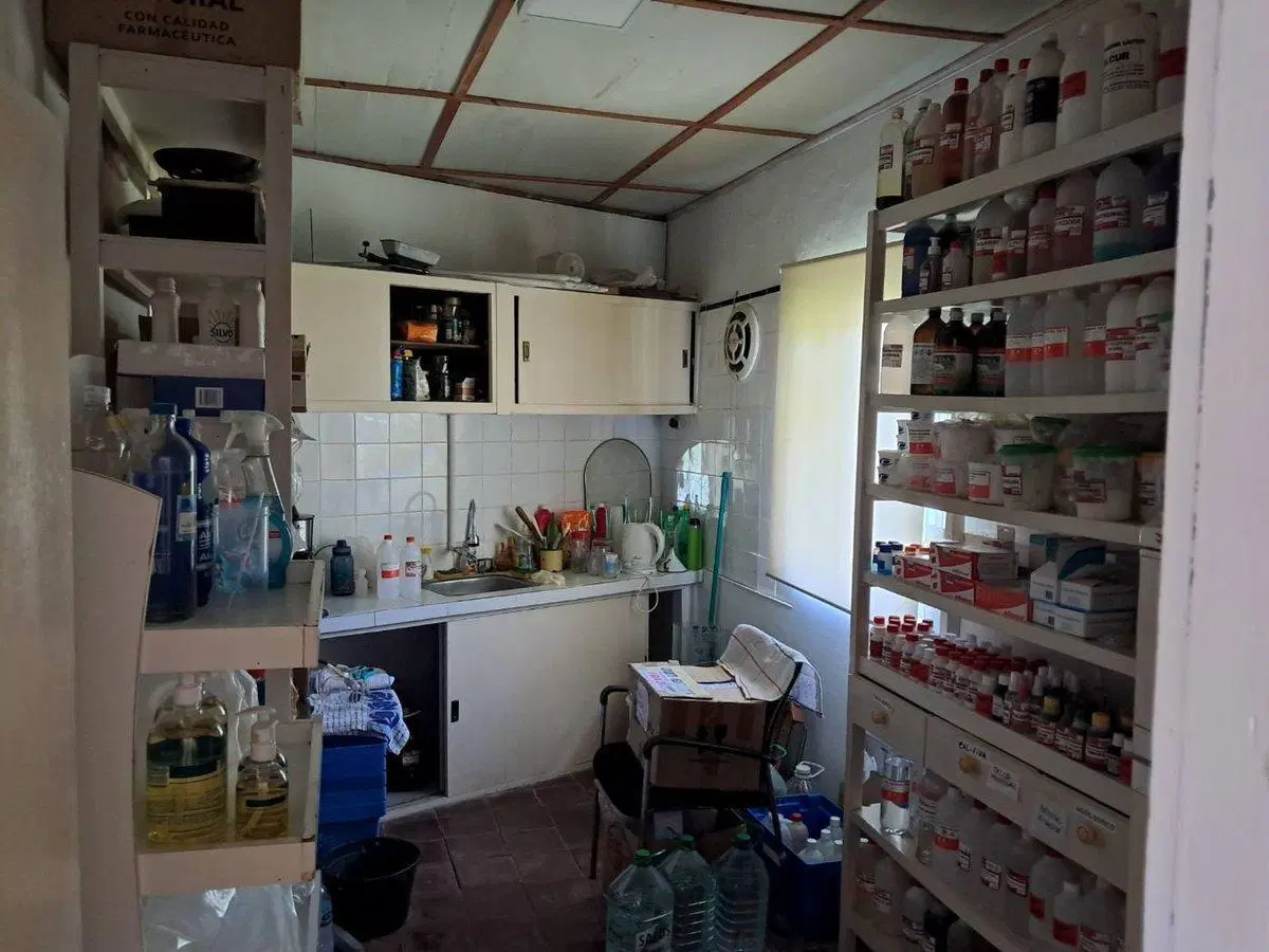VENTA CASA CON FARMACIA FUNCIONANDO FLORIDA CARDAL 5