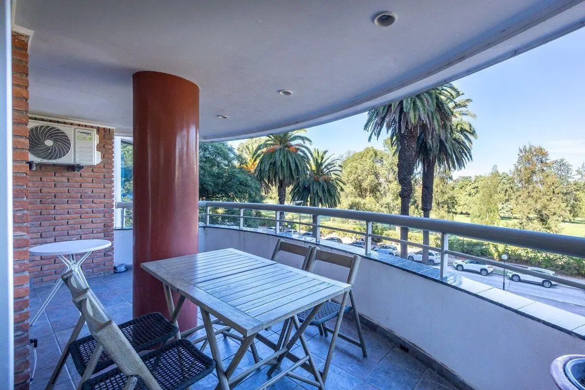 Venta apartamentos tres dormitorios punta carretas 5
