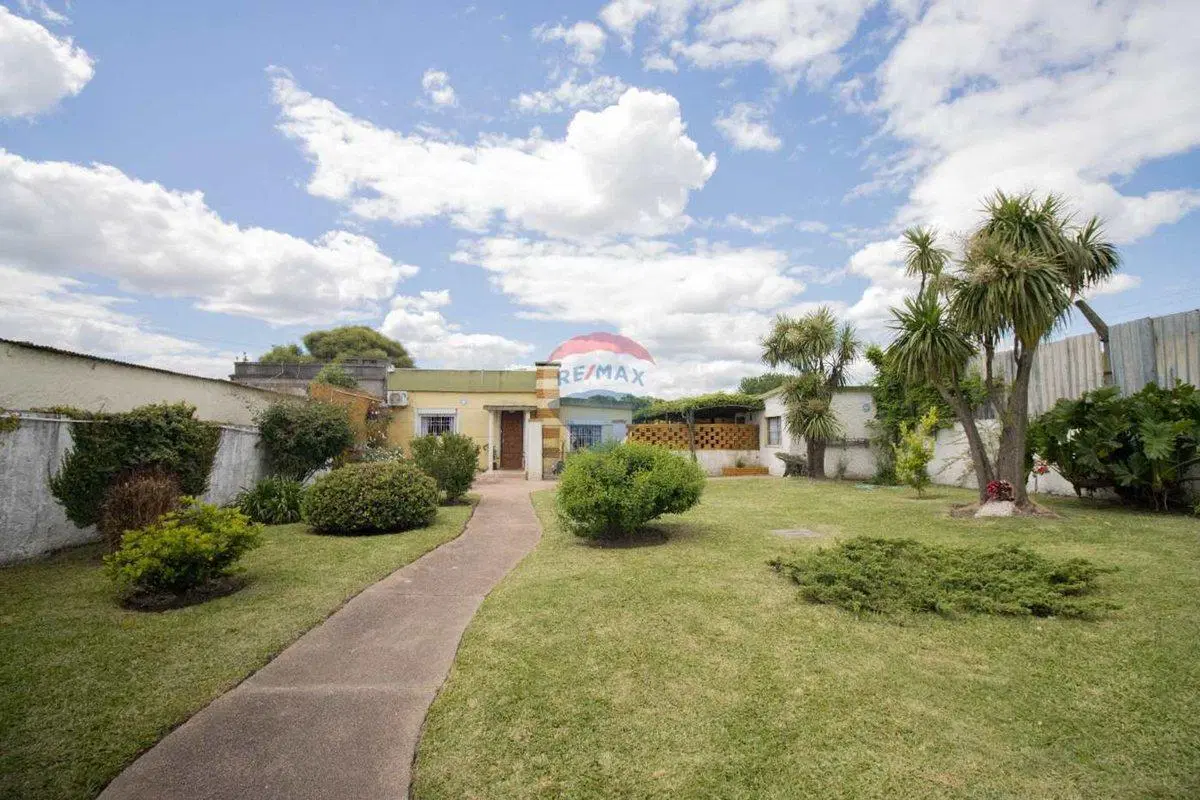 Venta-Casa 3 dormitorios con gran jardín-Belvedere 5