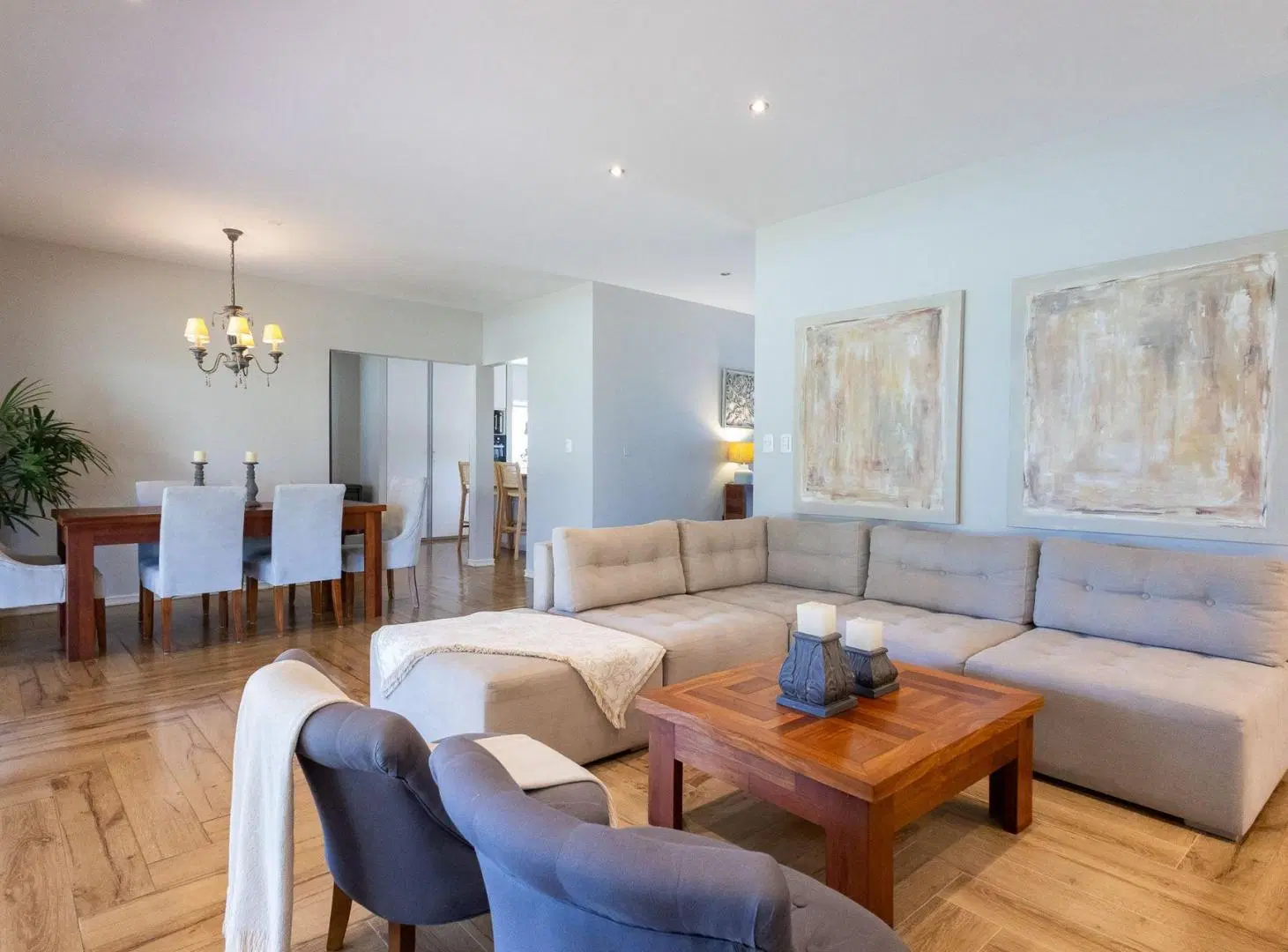 VENTA CASA COLINAS DE CARRASCO 4 DORMITORIOS 2