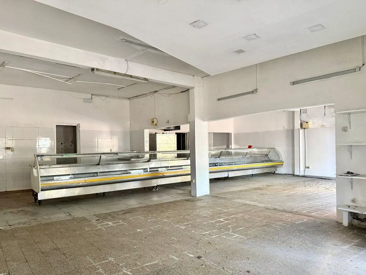 Alquiler local comercial Pando 4