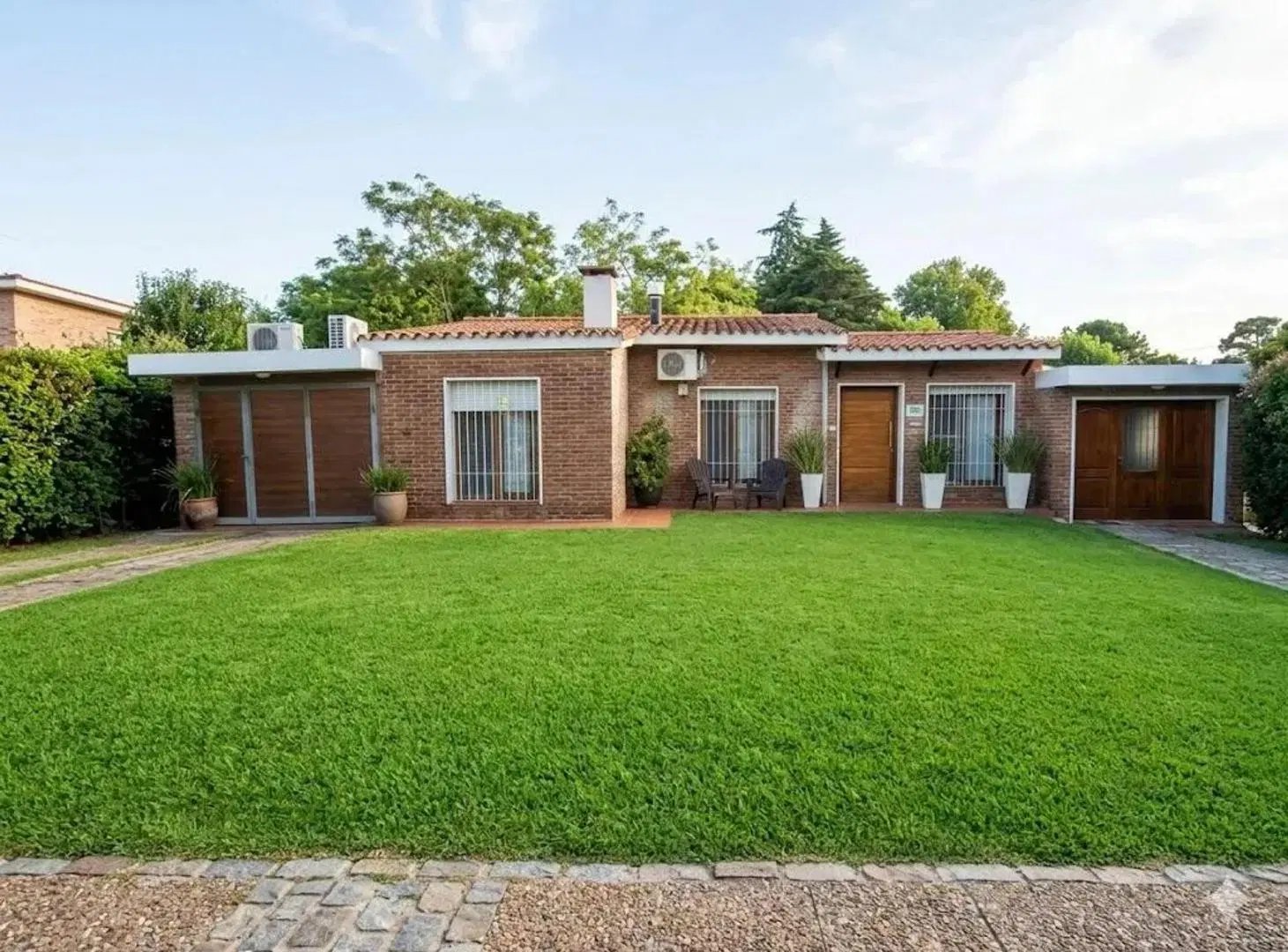 VENTA CASA EN NUEVA HELVECIA 5