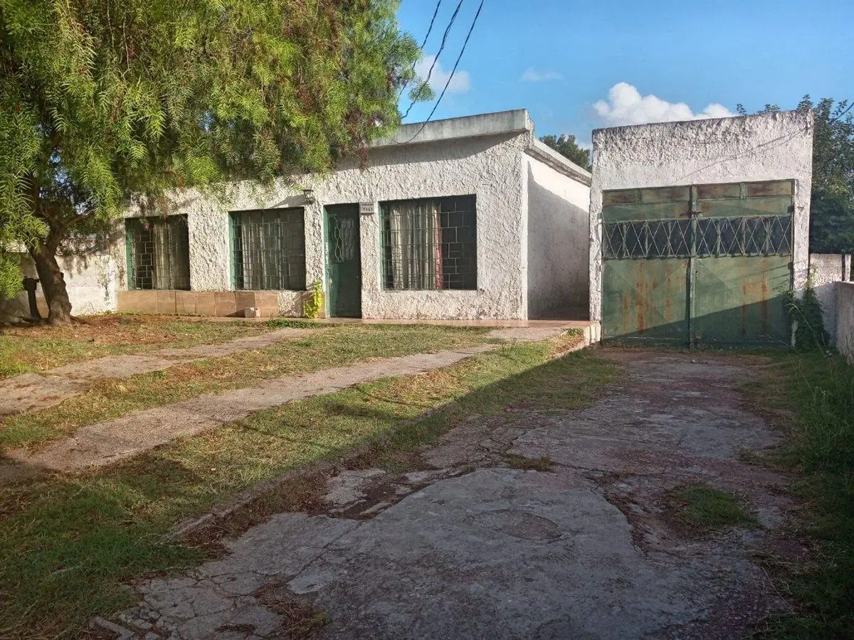 Venta casas 5 dormitorios + cochera en Pta Rieles 2