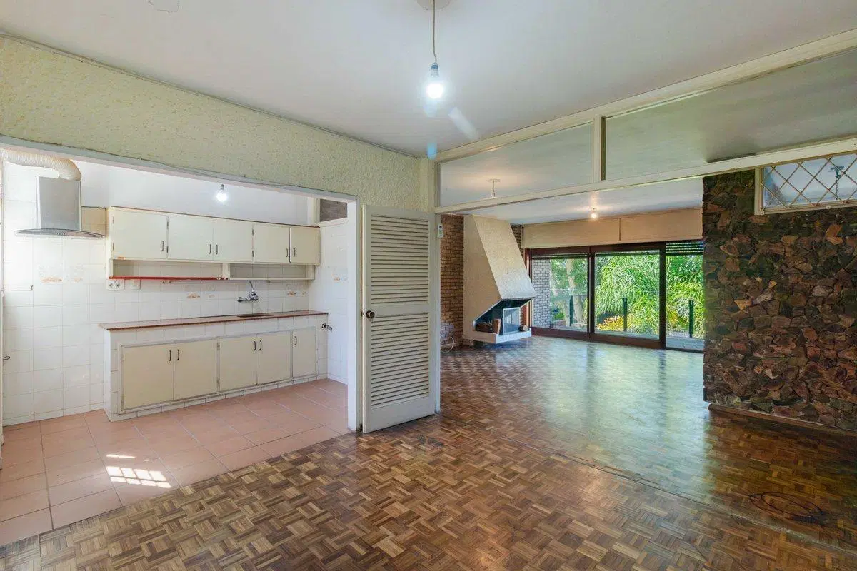 Venta Casa 2 dorm+escritorio c/garaje en Pta Gorda 3