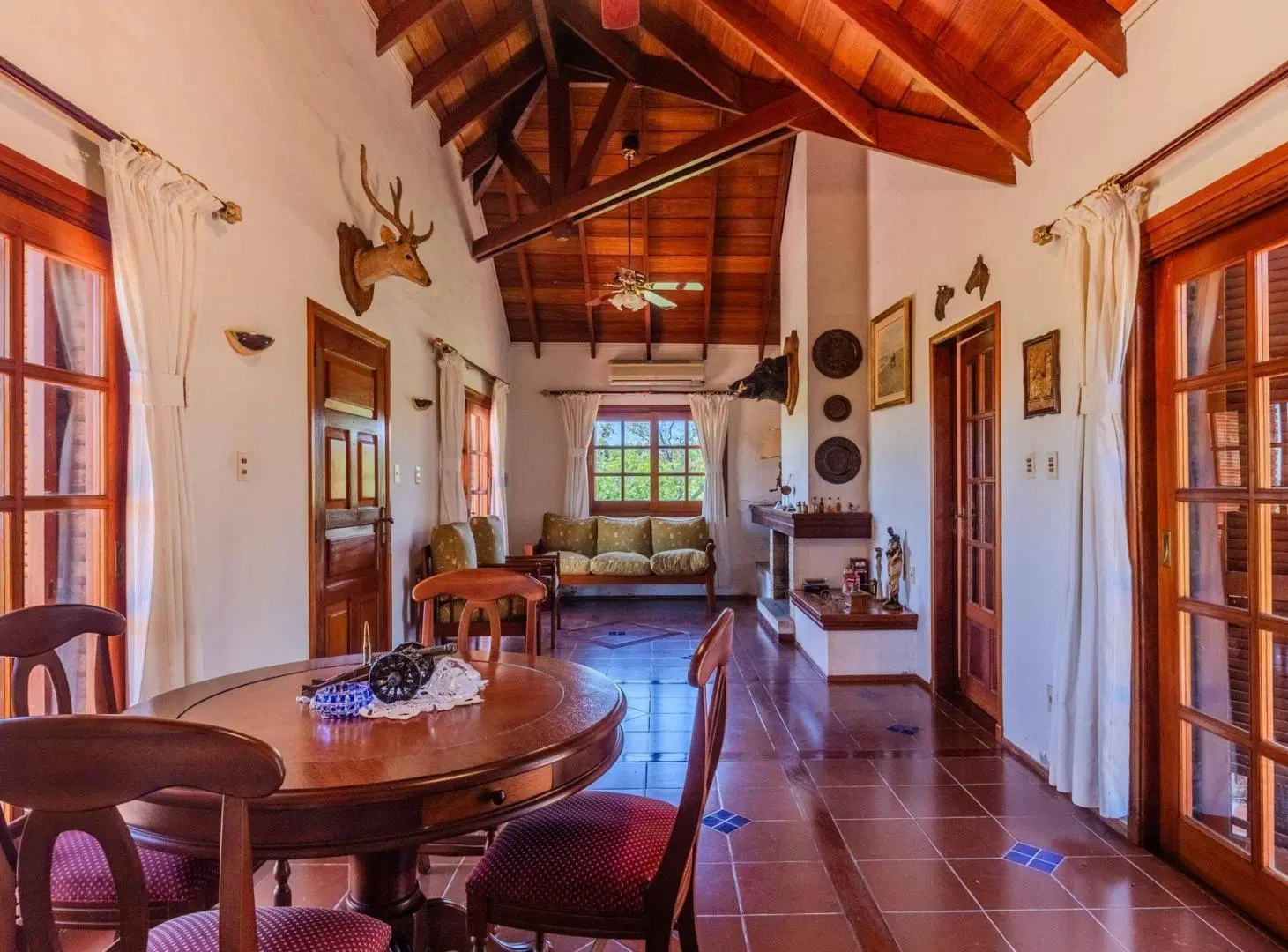 VENTA CAMPO 60H CASCO  Y GALPONES EN FRAY BENTOS 3