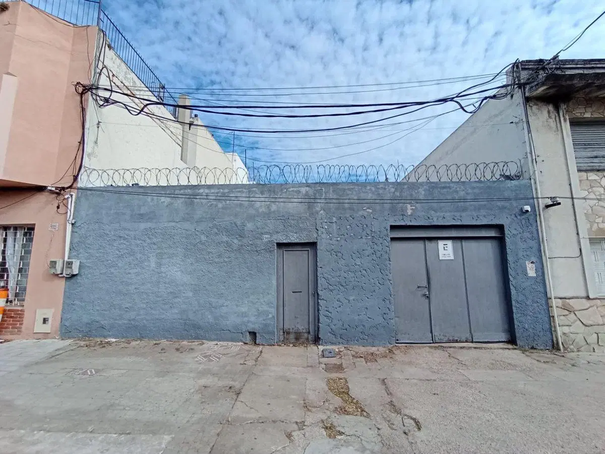 Venta de Terreno en La Blanqueada (Gran potencial) 2