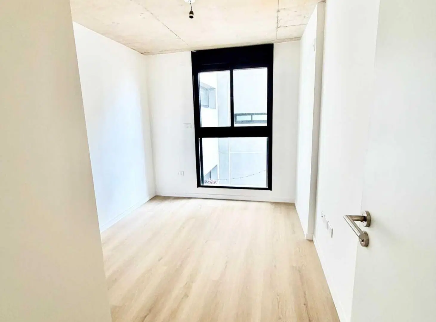 Venta apartamento en Pocitos con 2 garages 1