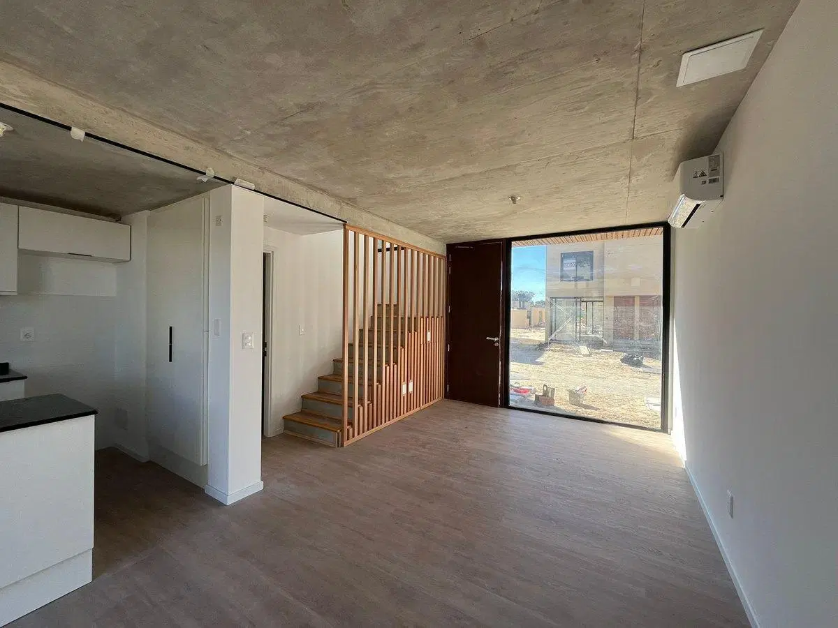 Venta Casa dúplex 2 dormitorios 2baños Garden Town 5