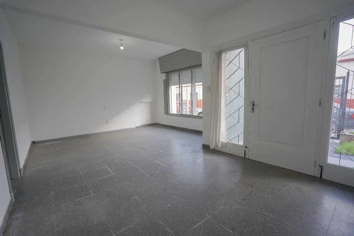 Vendo casa Pando 3 dormitorios con renta 2